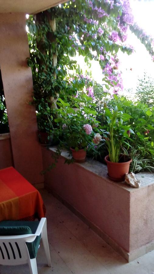 Guest House Roza วรอสกา ภายนอก รูปภาพ