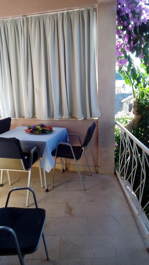 Guest House Roza วรอสกา ภายนอก รูปภาพ