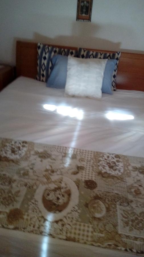 Guest House Roza วรอสกา ภายนอก รูปภาพ